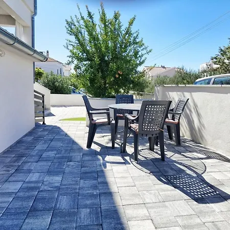 Lasan - 150 M From Sea Apartment Vodice